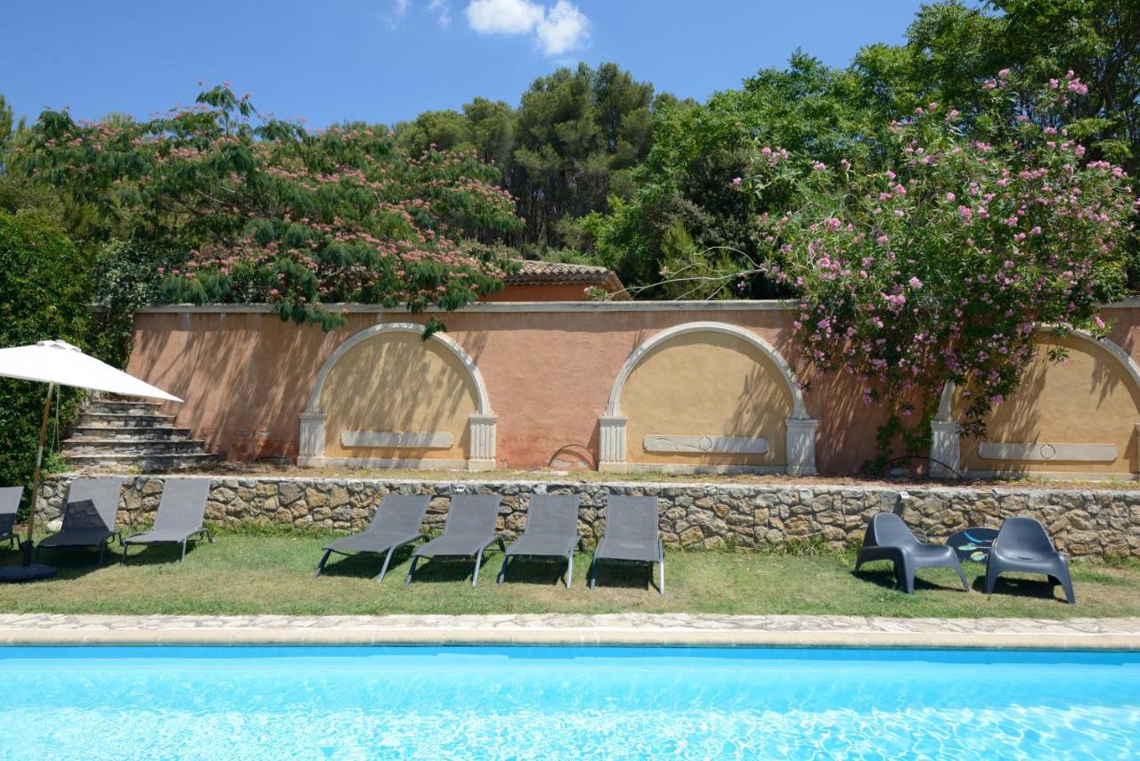 Le Pool House - Private Jacuzzi - Mas Des Sous Bois Otel Ventabren Dış mekan fotoğraf