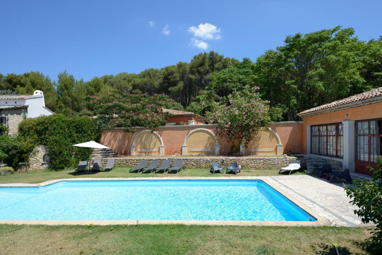 Le Pool House - Private Jacuzzi - Mas Des Sous Bois Otel Ventabren Dış mekan fotoğraf