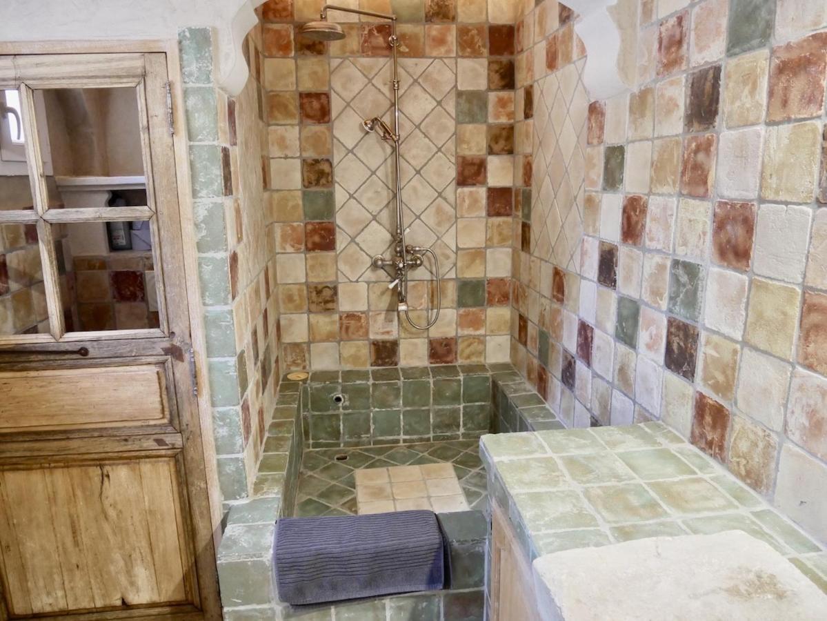 Le Pool House - Private Jacuzzi - Mas Des Sous Bois Otel Ventabren Dış mekan fotoğraf